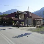 Kastania Korakis 3* Kastanéa