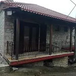 Kastania Korakis Konukevi Kastanéa