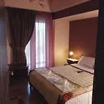 Kastania Korakis Konukevi 3*