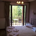 Kastania Korakis Konukevi Kastanéa