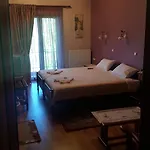 Konukevi Kastania Korakis 3*
