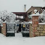 Konukevi Kastania Korakis