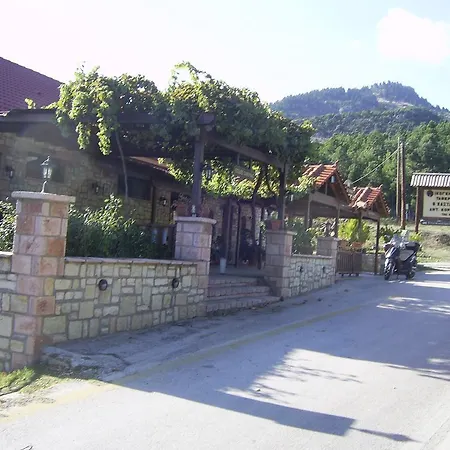 Guest house Kastania Korakis