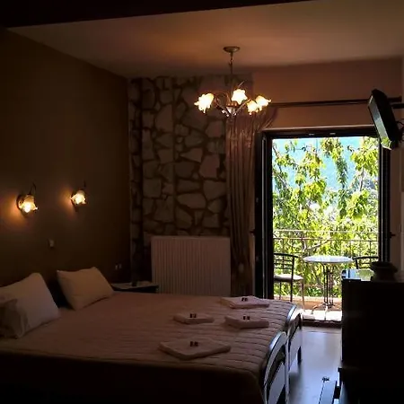 Kastania Korakis 카스타네아