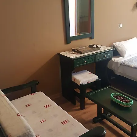 Kastania Korakis 카스타네아