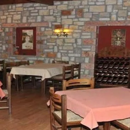 Kastania Korakis קסטנאה