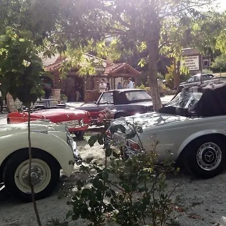 Kastania Korakis 카스타네아