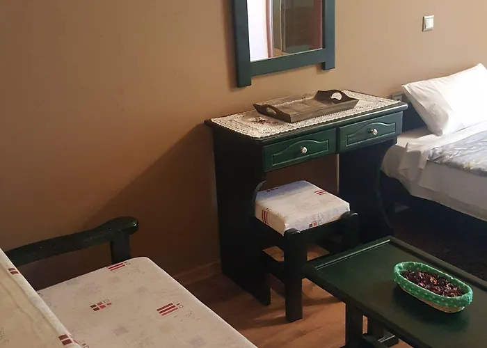 Kastania Korakis Кастанеа